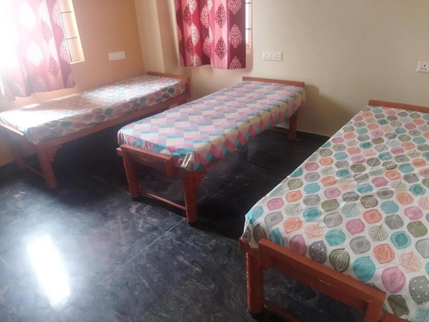 Stoneroof Guest Pg Hostel Whitefield Εξωτερικό φωτογραφία
